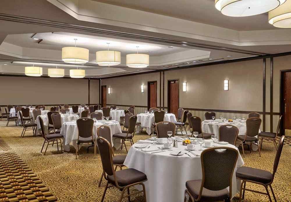 Hotel Delta By Marriott Downtown 4*